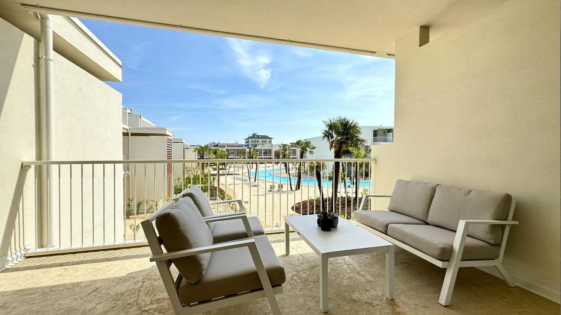 Residence Wave Island - Carraro Immobiliare Jesolo- Family Apartments Italie
