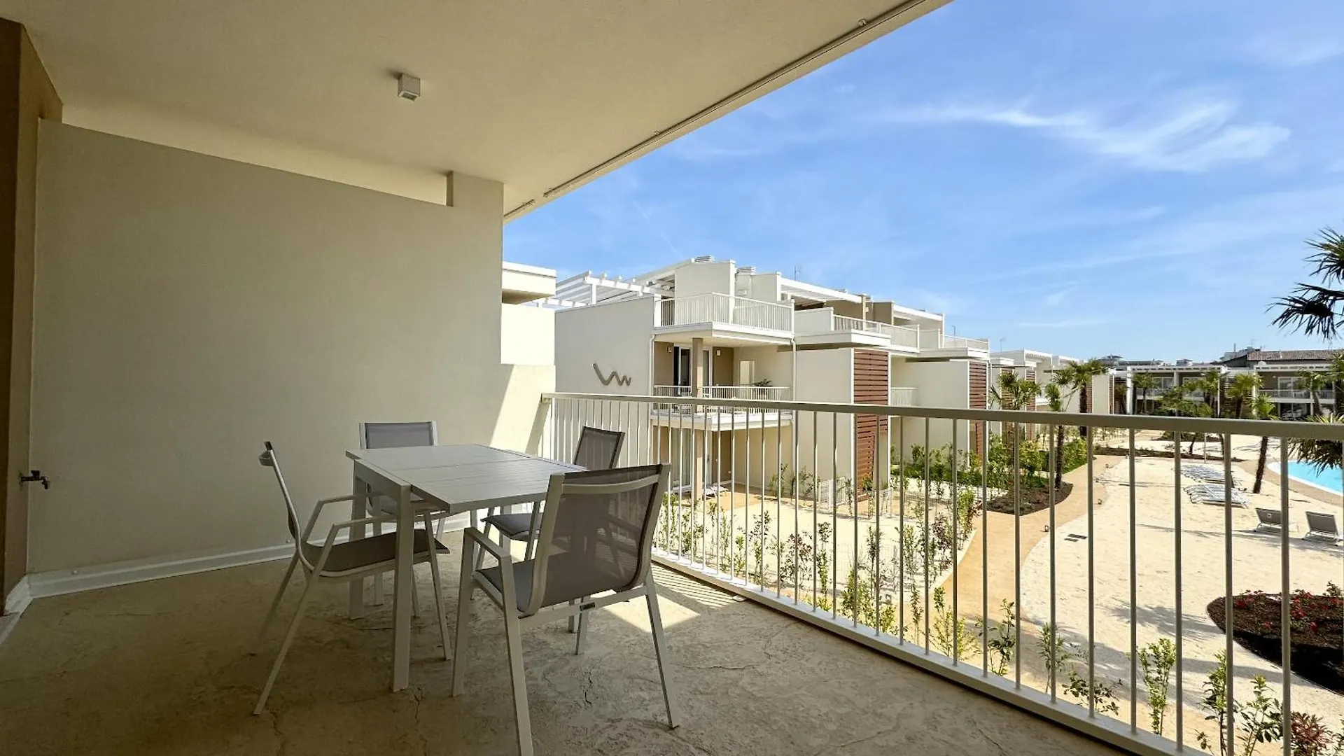 Residence Wave Island - Carraro Immobiliare Jesolo- Family Apartments