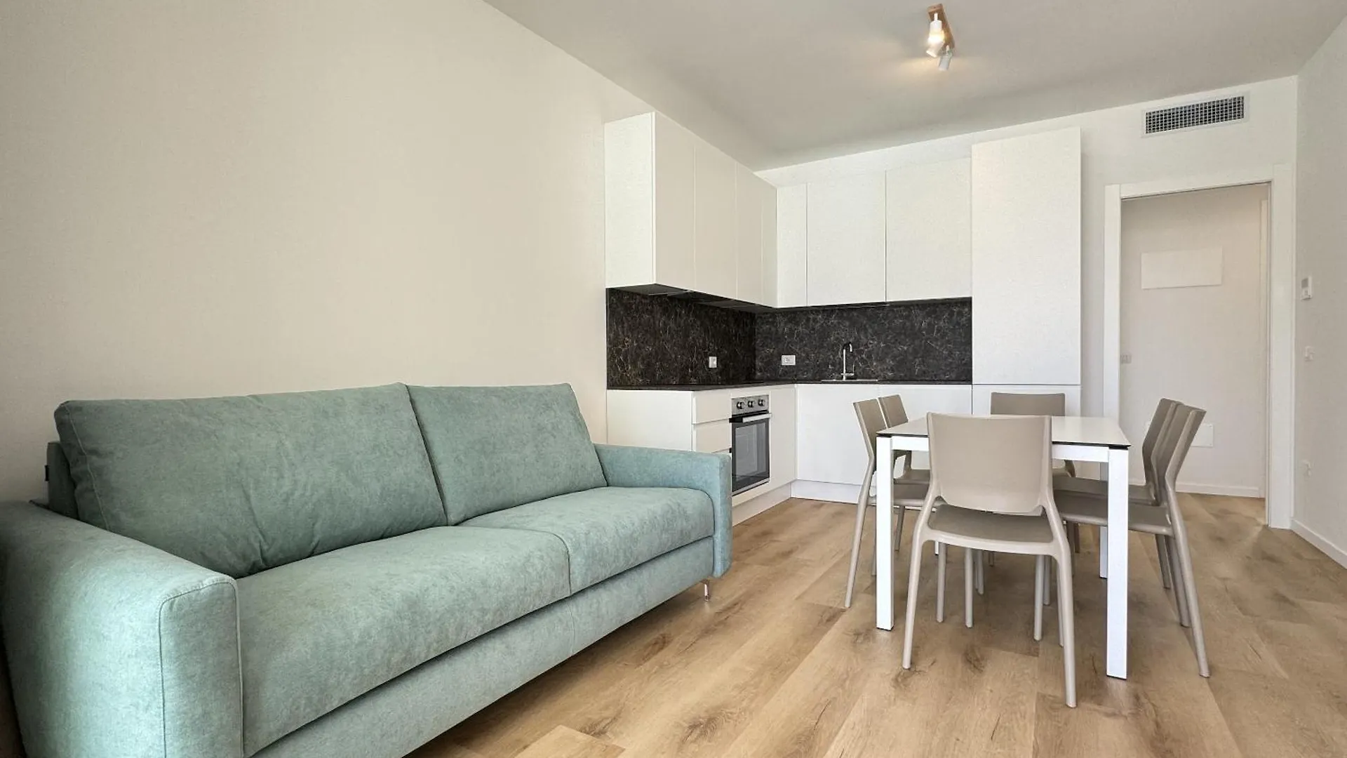 Residence Wave Island - Carraro Immobiliare Jesolo- Family Apartments