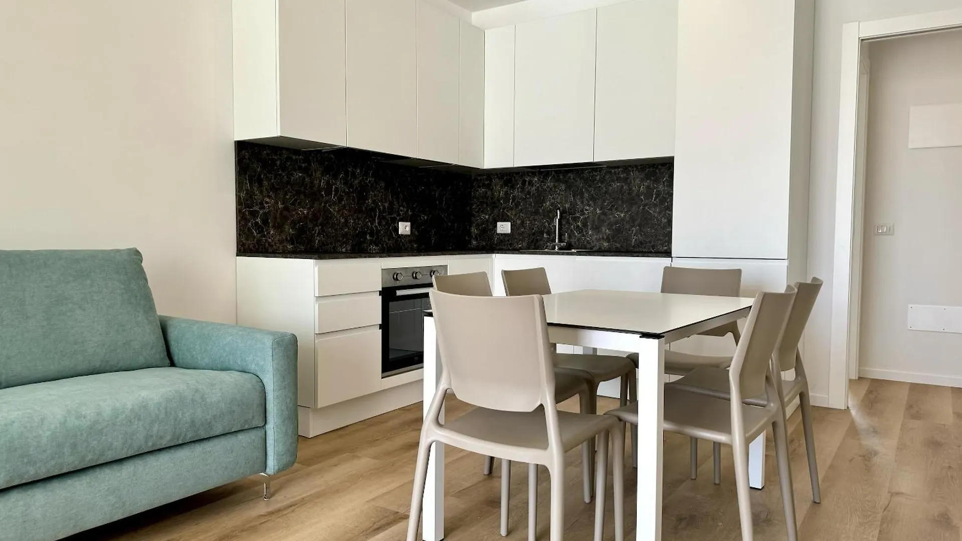 Residence Wave Island - Carraro Immobiliare Jesolo- Family Apartments