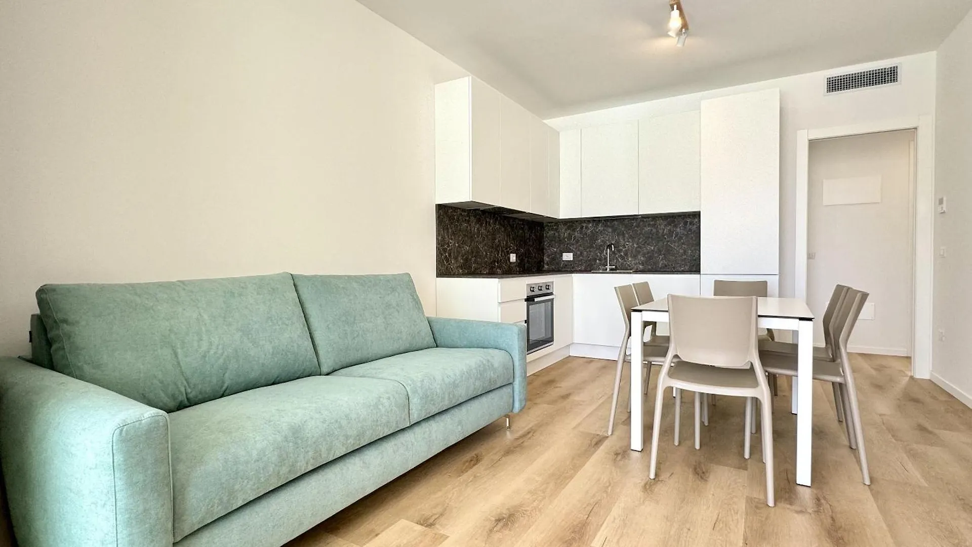 Residence Wave Island - Carraro Immobiliare Jesolo- Family Apartments