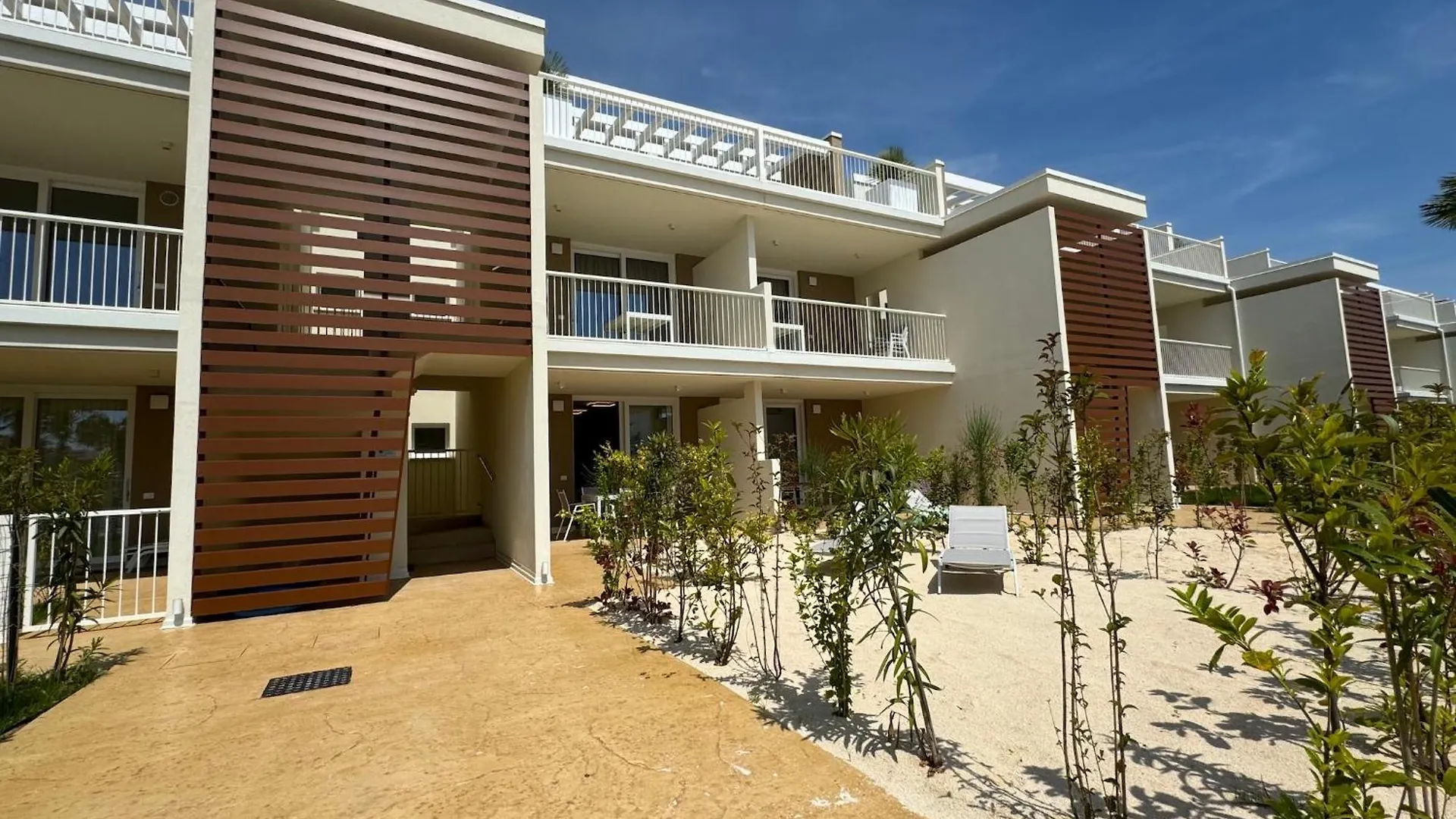 Residence Wave Island - Carraro Immobiliare Jesolo- Family Apartments